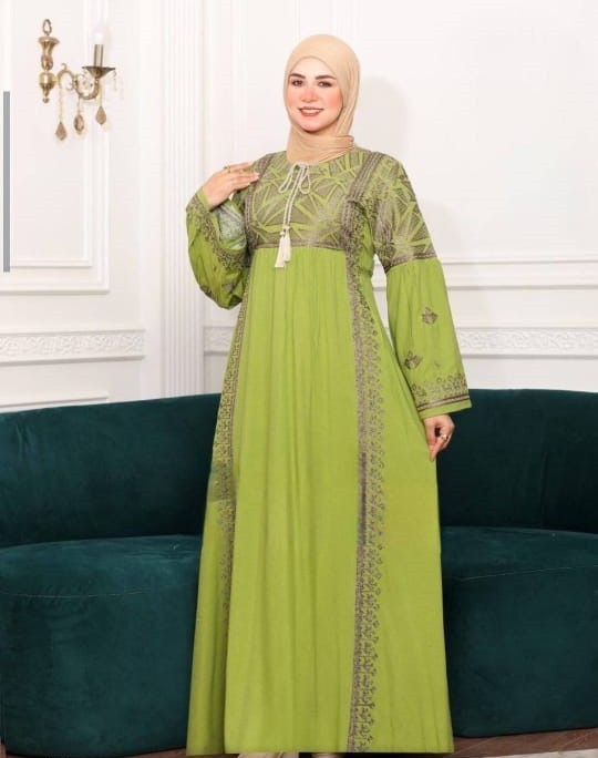 عباية استقبال مطرزة